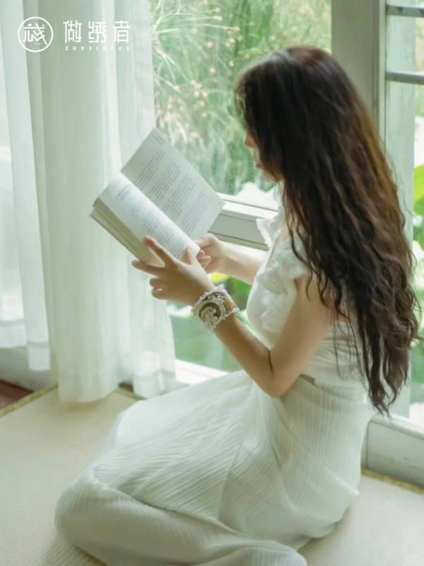 琉璃刺绣手镯 第3张图