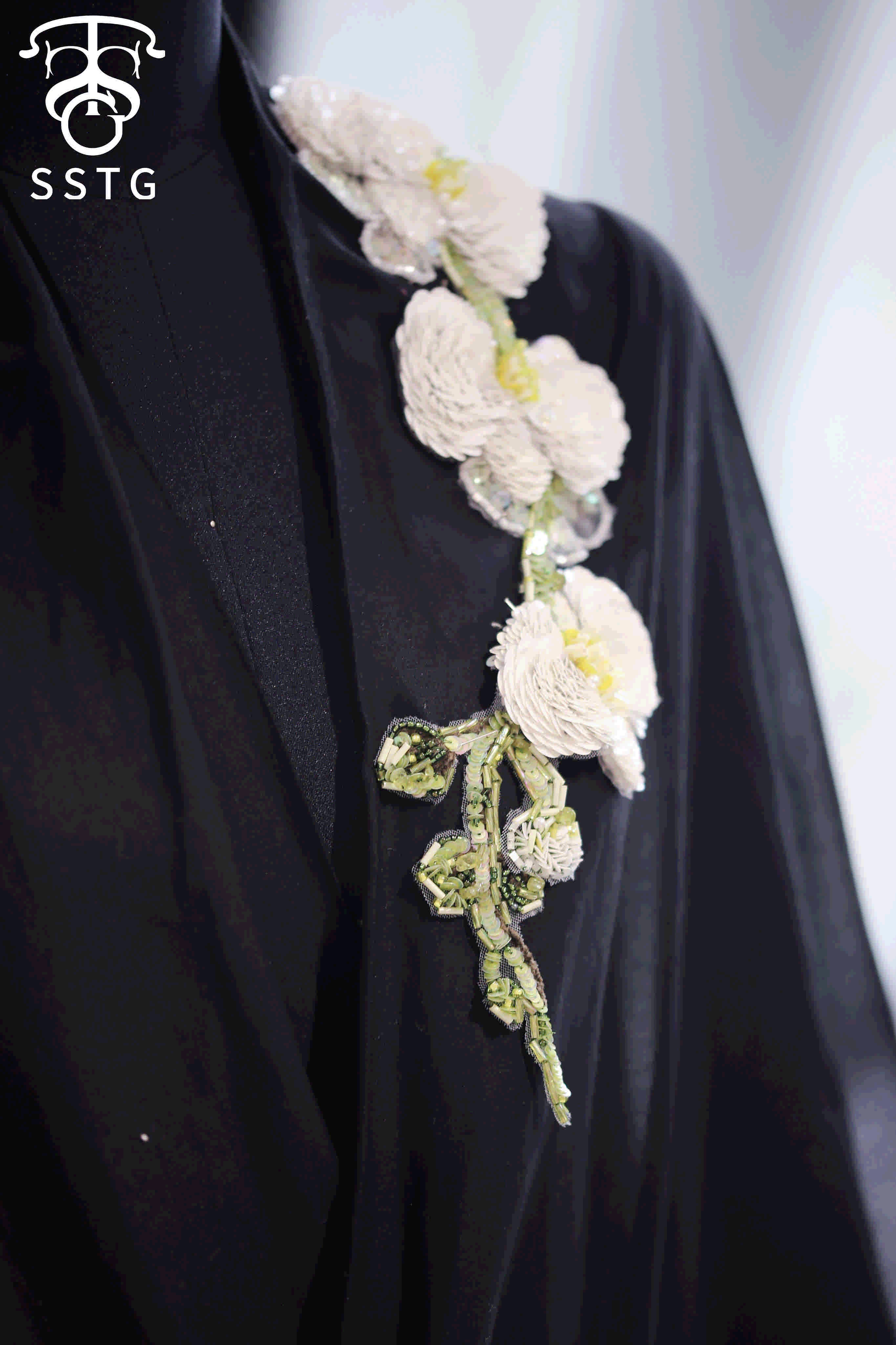 白绿蝴蝶兰 第1张图