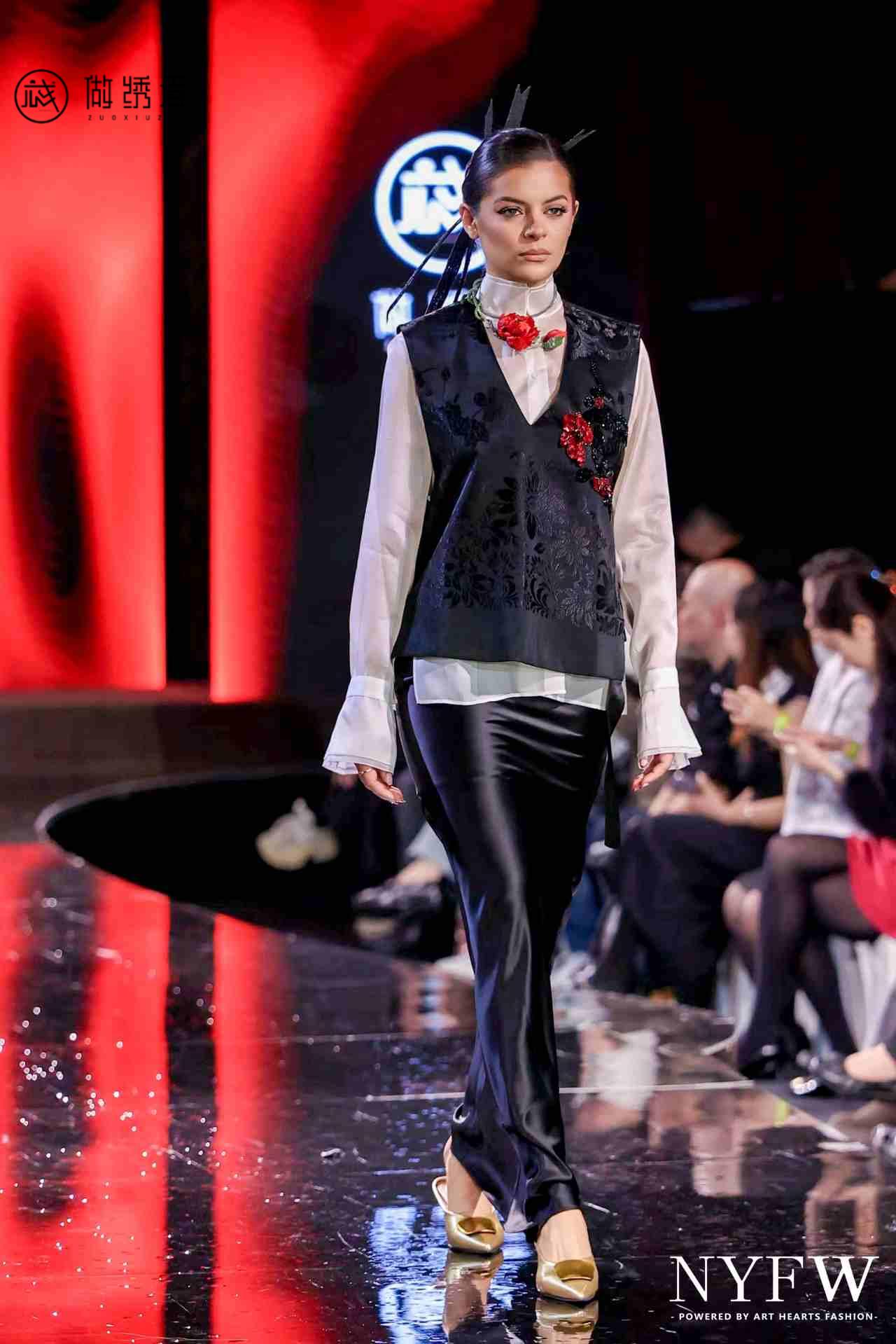 黑红杜鹃 第2张图