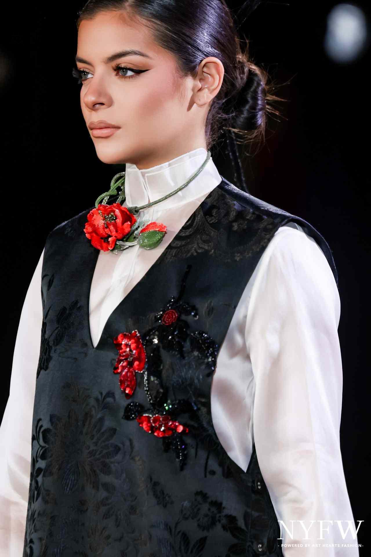 黑红杜鹃 第3张图