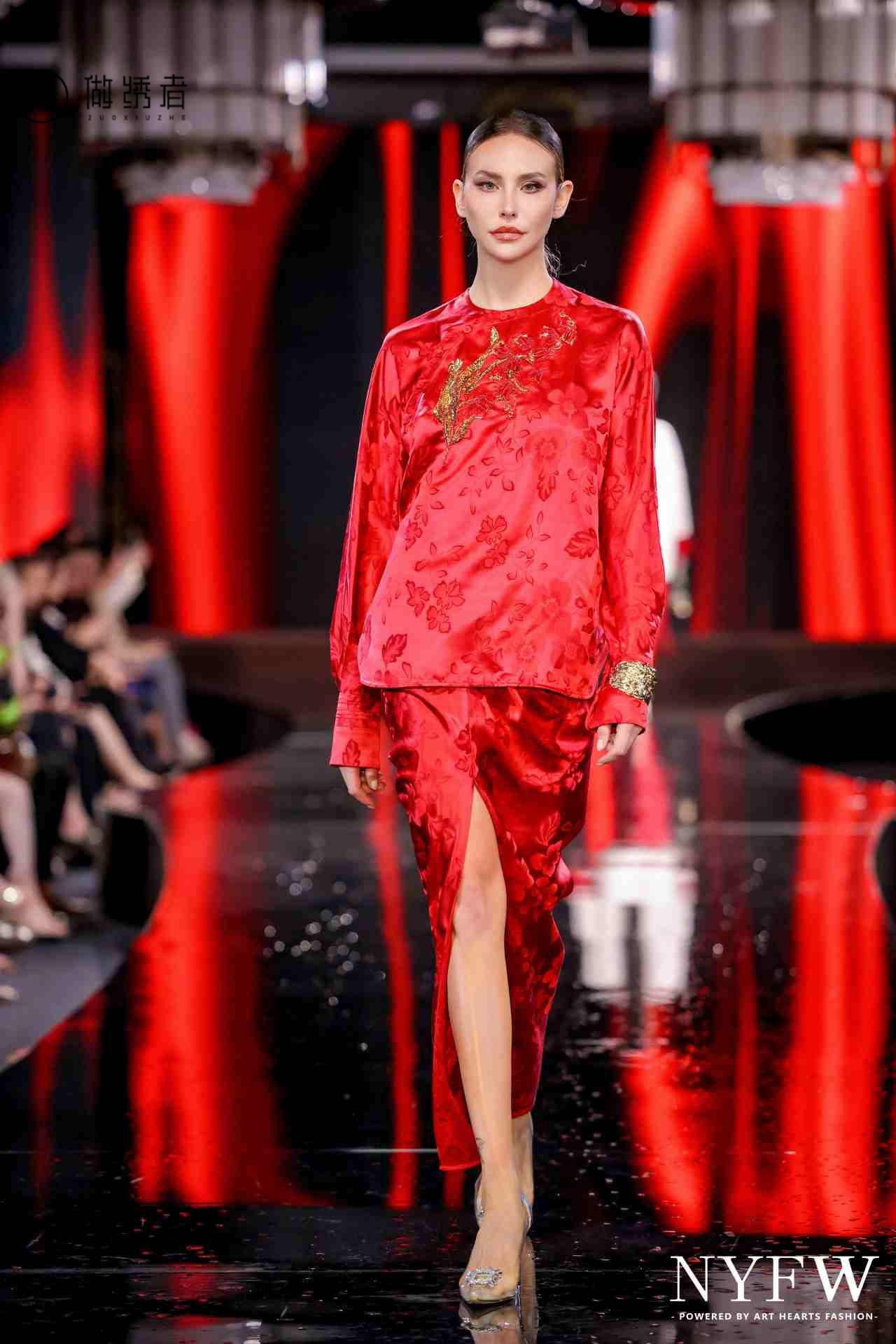 红金铃兰花 第3张图